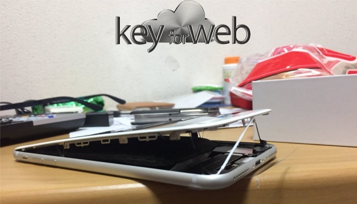 iPhone 8 Plus, nuovi casi di batterie gonfie e schermo scollato, Apple indaga