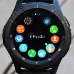 Samsung Gear aiuteranno con la cura degli anziani e la sicurezza dei dipendenti