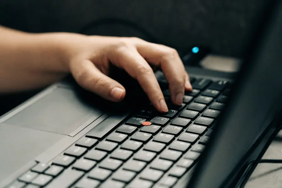SaaS per la gestione del team remoto: confronto tra le piattaforme principali