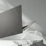 ASUS annuncia Zenbook S 13 OLED, il portatile più sottile al mondo