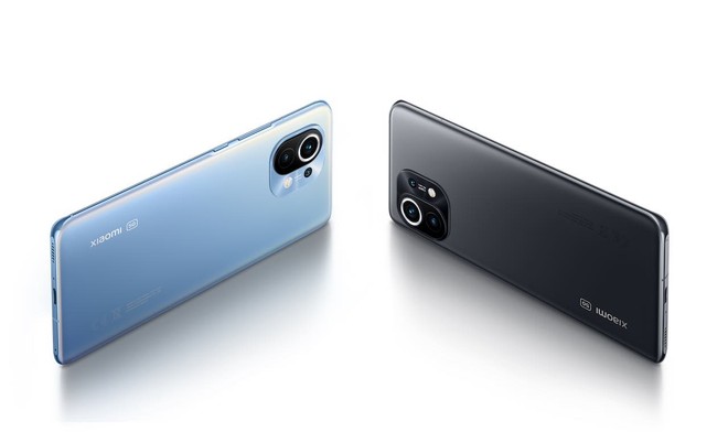 Xiaomi Mi 11 Ultra si aggiorna e riduce le temperature