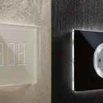 Prese Elettriche, Serie Civili ed Interruttori Intelligenti: tra regolamenti normativi, design estetico e Smart Home