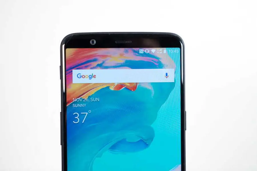 Perché OnePlus 5 e 5T non ricevono nuovi aggiornamenti? La risposta del produttore