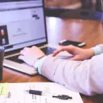 Economia digitale: la recensione dell'eCommerce, quali sono i pro e i contro di un negozio virtuale?