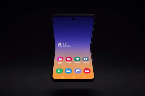 Samsung Galaxy Z Flip 5G quasi vicino, emergono render e specifiche