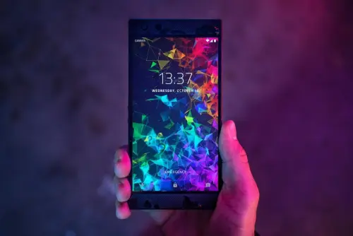 Razer Phone 2 è il primo smartphone a ricevere le patch di luglio