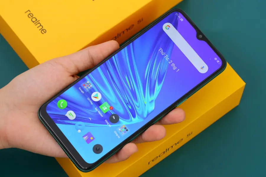 Realme 5 si aggiorna con Android 10 e una nuova interfaccia
