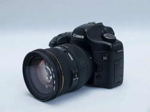 Canon EOS 5D Mark IV: recensione e caratteristiche tecniche