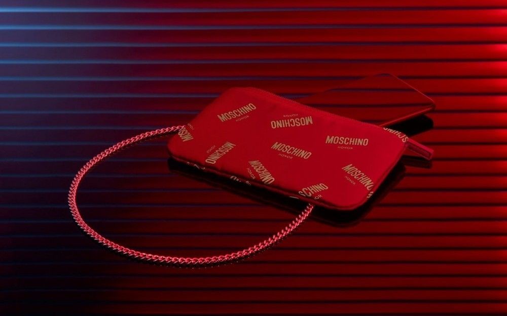Honor 20: il primo teaser per la Moschino Edition