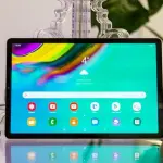 Samsung Galaxy Tab S5e è disponibile da oggi, ecco il trailer