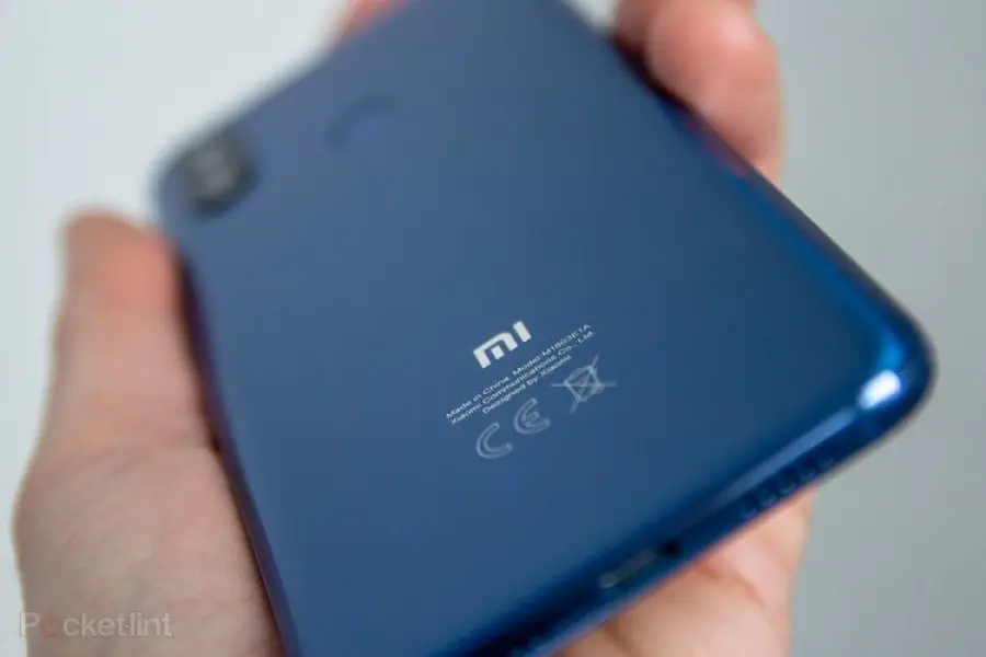 Xiaomi Mi 9: il primo teaser svela tre fotocamere, annunciata la data di uscita