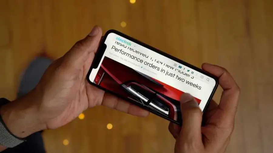 iPhone XS e XS Max prezzi più alti e una batteria che dura meno.