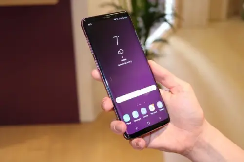 Samsung Galaxy S9 Plus in azione con Android 9 Pie grazie a XDA