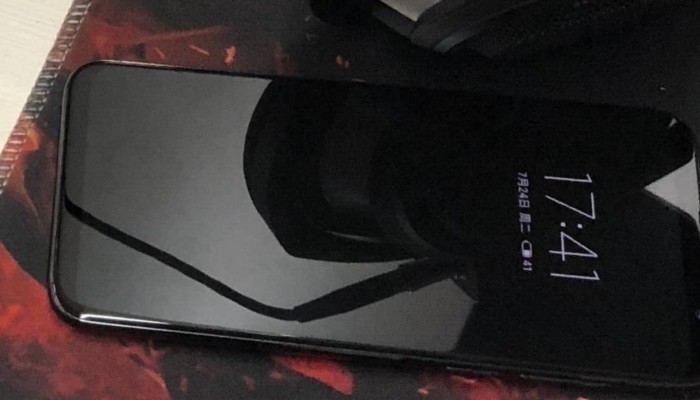 Meizu 16 in una nuova immagine reale