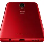 OnePlus 6 Red Edition arriva su Amazon Italia in preordine