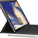 Samsung Galaxy Tab S4 si mostra in tutto il suo splendore con tanto di tastiera e S Pen