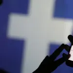 Facebook: arrivano i gruppi a pagamento?