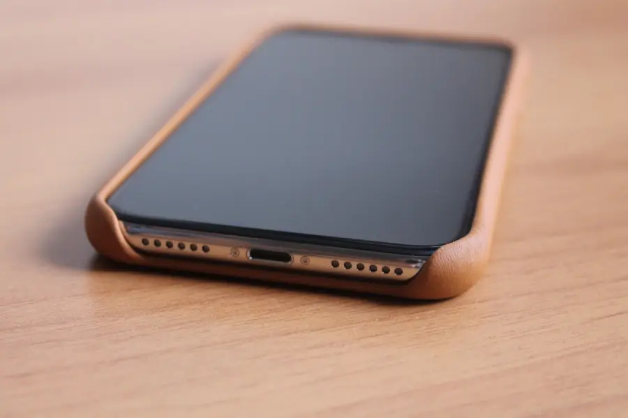 Recensione MUJJO Full Leather Case per iPhone X