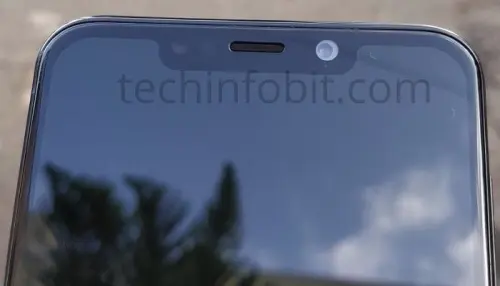 Motorola One Power, le immagini live ci svelano i segreti del dispositivo