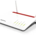 FRITZ!Box 6890 LTE, fino a 300 Mbit/s su reti mobili o VDSL