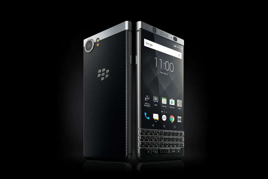 Aggiornamento BlackBerry KEYone arriva in attesa di Oreo