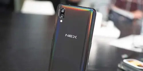 Vivo NEX ufficiale: cornici inesistenti, lettore di impronte “invisibile” e nessun notch