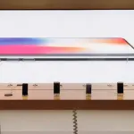 Gli analisti prevedono un aumento delle vendite e delle entrate di iPhone