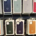 iPhone 14: in attesa della presentazione, ecco le cover in pelle ufficiali