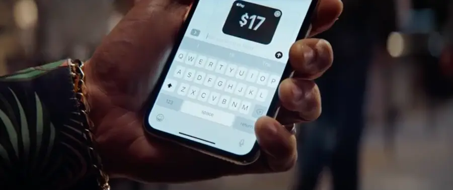 Apple Pay e iMessage, tutto molto facile nello spot di Apple