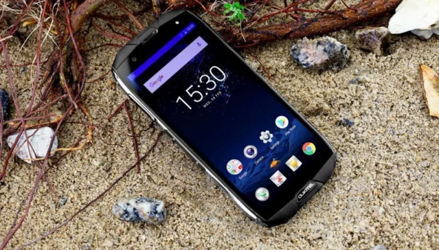 OUKITEL K5000 resiste ad ogni tortura