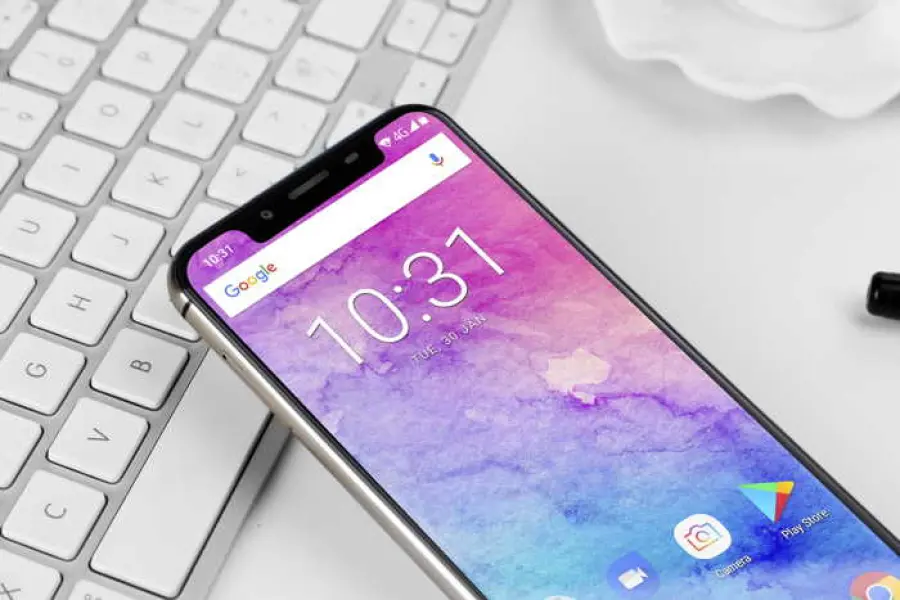 OUKITEL U18, il clone di iPhone X arriva anche in oro