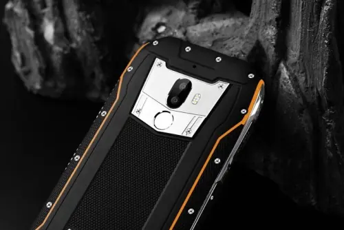 OUKITEL WP5000, il primo rugged della casa IP68 e 6 GB di RAM
