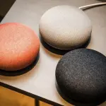 Google Home Mini disponibile in Italia e gratis, ma non per tutti