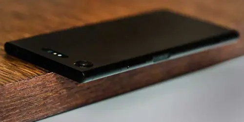 Xperia XZ2 e Xperia XZ2 Compact, svelati prezzi e specifiche