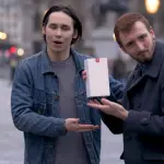 OnePlus 5T sfida i passanti e distrugge letteralmente i top di gamma avversari