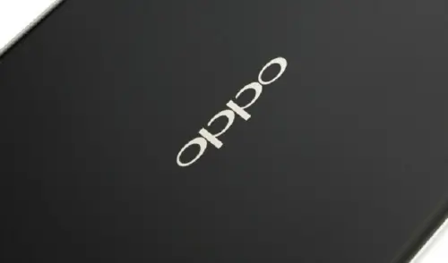 Oppo brevetta uno smartphone con display flessibile