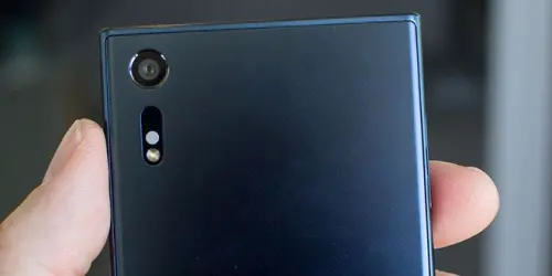 Aggiornamenti in arrivo per Sony Xperia XZ, XZs e X Performance