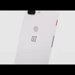 OnePlus 5T Sandstone White ufficiale in Italia dal 9 gennaio a 559 euro