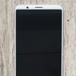 OnePlus 5T bianco esiste secondo nuove indiscrezioni in rete