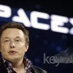 Elon Musk pubblica le immagini del Falcon Heavy