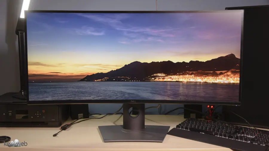 Dell U3818DW: recensione monitor panoramico 38