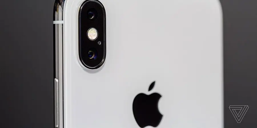 Clone iPhone X in arrivo: si tratta di Oppo R13