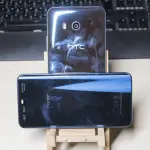 HTC U11 vs Honor 9: due Smartphone blu a confronto