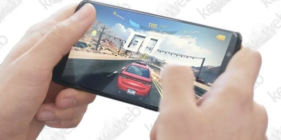 OnePlus 5T sfida tutti e si definisce 