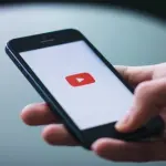 YouTube consuma troppa batteria su iPhone X: Google lavora ad un fix
