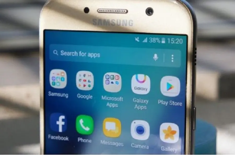 Galaxy A5 2018 fa visita alla FCC confermando l'uscita imminente