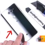 Sorprendenti risultati da LG V30 nel nuovo test di JerryRigEverything