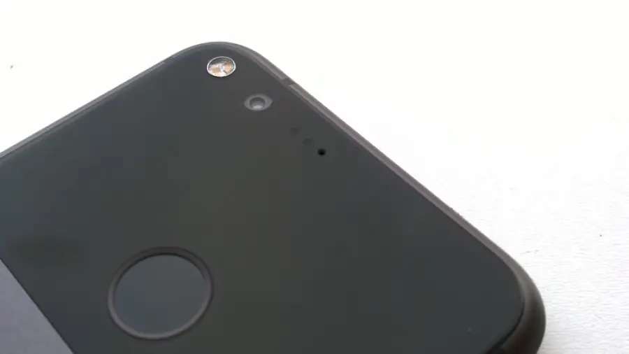 Google Pixel 2016, Android Oreo porta il bug dei messaggi