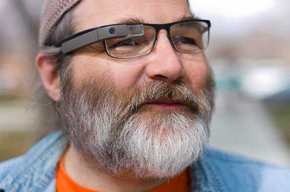 Google Glass adattabili anche agli occhiali da vista