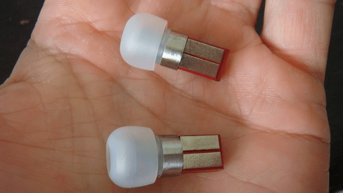 Split: il lettore MP3 invisibile, integrato negli auricolari